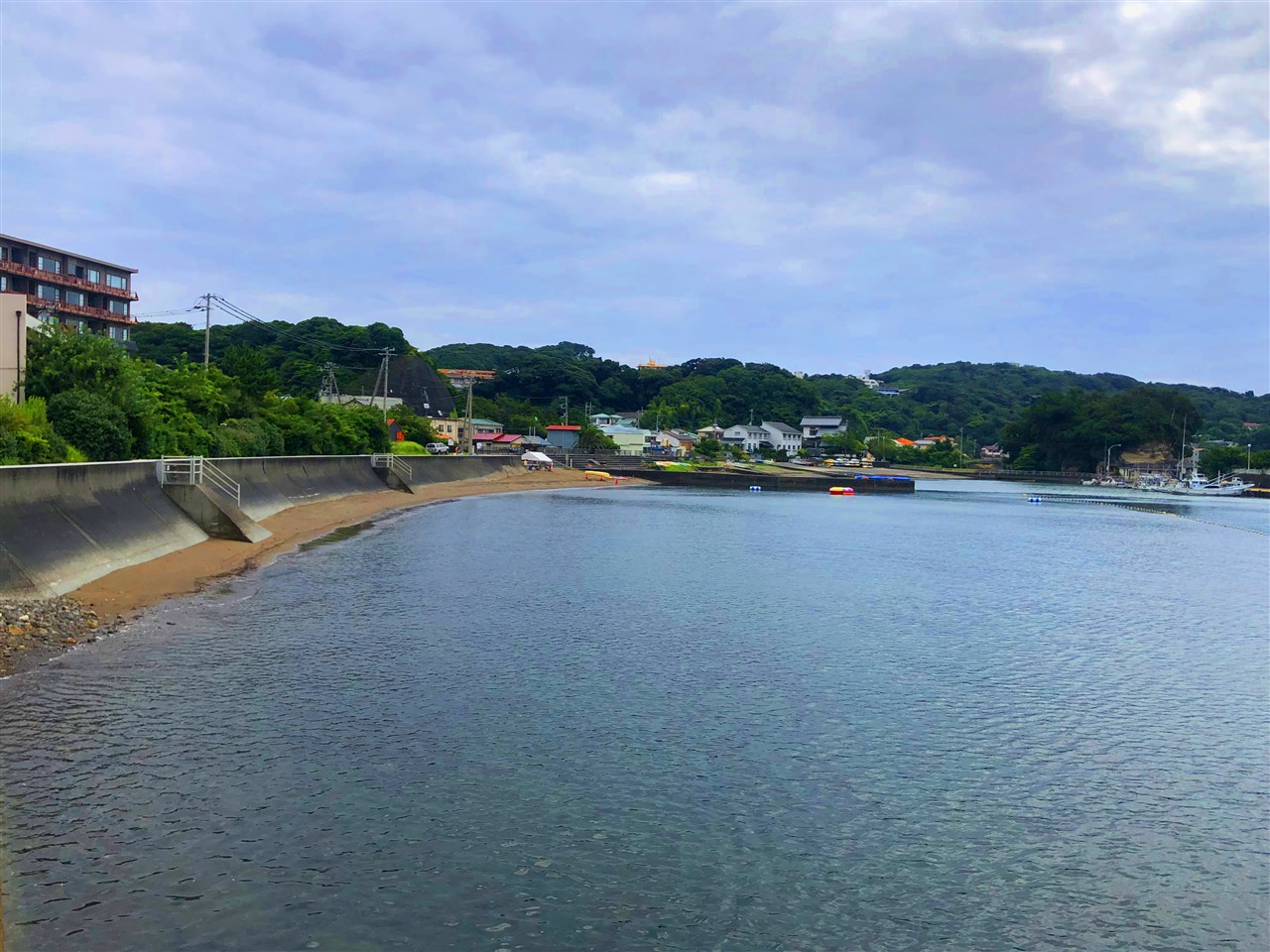 Kakisaki Beach